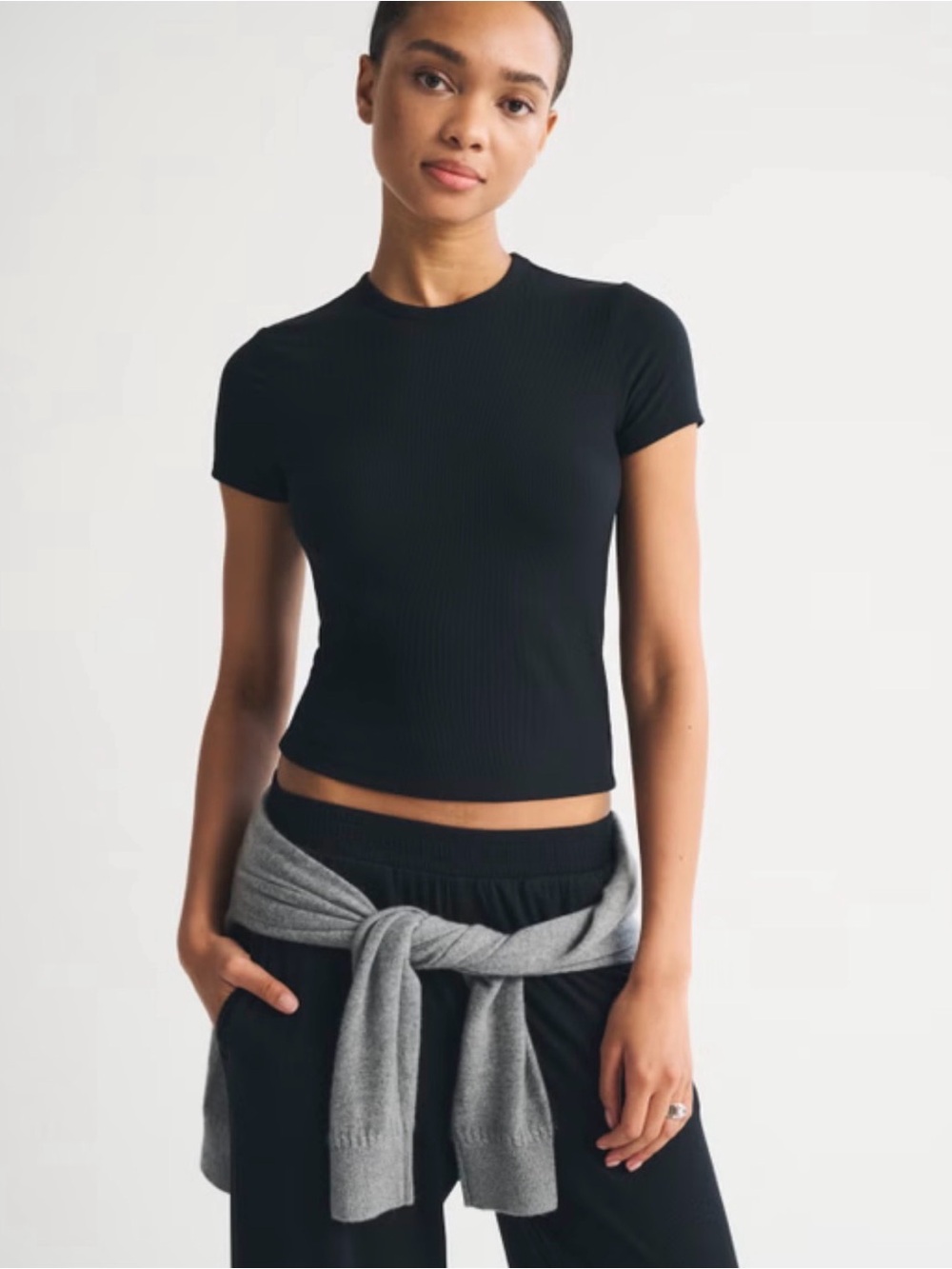 Abercrombie & Fitch Black Cropped Baby Tee